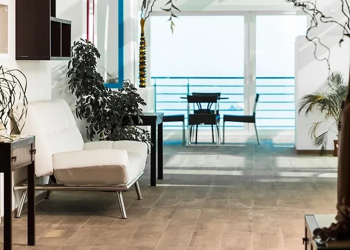 丽都公寓酒店 3*