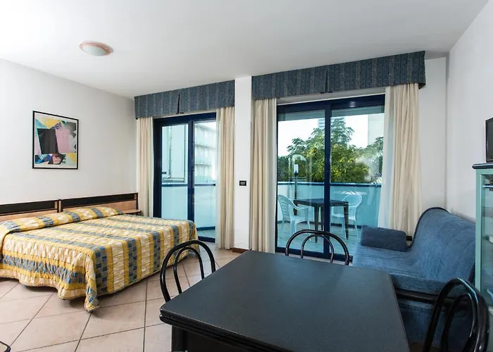 丽都公寓酒店 3*